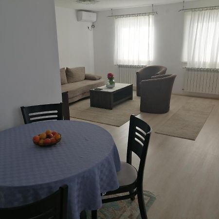 Apartment 15 Βελιγράδι Εξωτερικό φωτογραφία