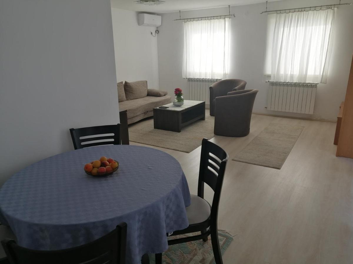 Apartment 15 Βελιγράδι Εξωτερικό φωτογραφία